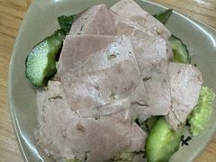 -亮亮面馆(经六路店)