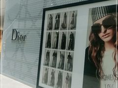 -DIOR迪奥(德基广场女装店)