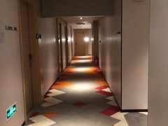 -柏曼酒店(重庆解放碑洪崖洞店)