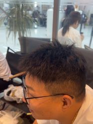 -尤司男士国潮理发馆