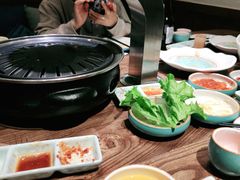 -明洞阿姨·韩式酱蟹烤肉·创意料理(三元桥店)