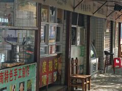 -三亚火车头万人海鲜广场