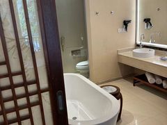 -三亚亚龙湾雅高美爵酒店