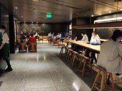 大堂-星巴克臻选(国贸商城首店)