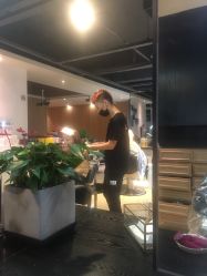 -苑苑发型设计