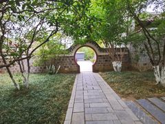 -八大山人梅湖景区