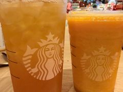 -星巴克(迪士尼小镇店)