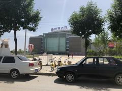 -盒马X会员店(王府井奥莱UP TOWN店)