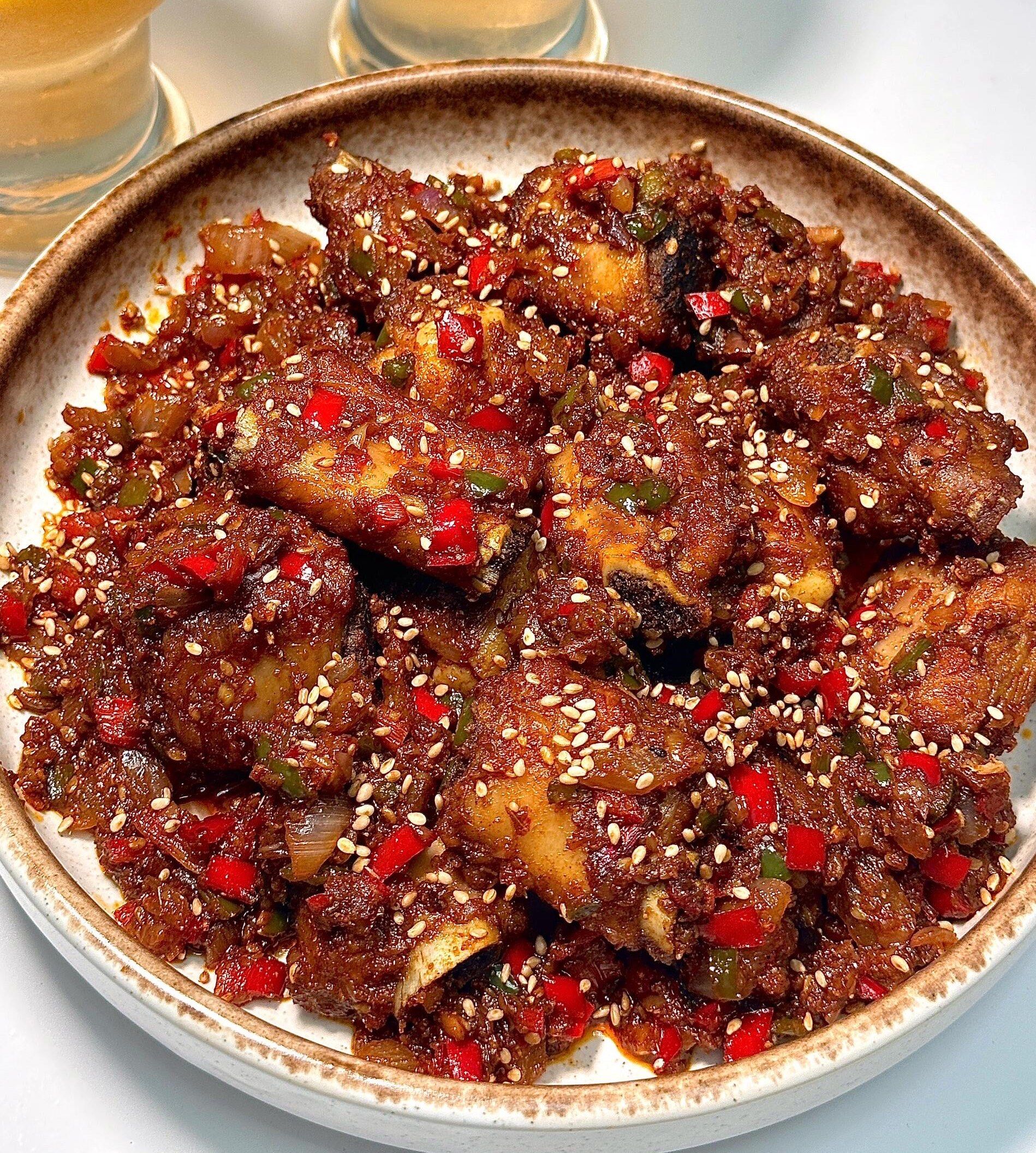 胖就胖吧,这样做的排骨泰美味了,谁也拉不住我