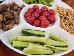 -老北京热气涮羊肉·小龙虾·烤鱼(呼玛路店)
