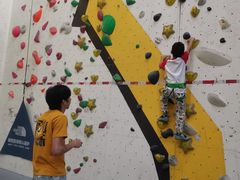 -问山MountQuest攀岩馆