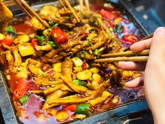 -巴四老城区炭火蛙锅(张江店)