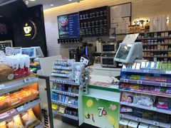 -全家便利店(王府井大街店)