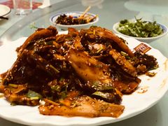 -瑞丰园庭院餐厅·白族传统家常菜