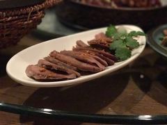 -爱啤精酿·民谣酒馆(滨江店)