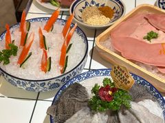 -旧街市鲜货老火锅(大光路店)