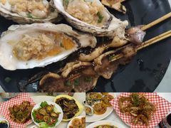 -覃记海鲜美食餐厅