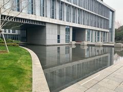 -中共上海市委党校 上海行政学院