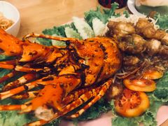 -J Daeng Seafood
