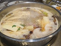 -七欣天香辣蟹火锅(常熟珠海路万达广场店)