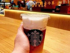 大溪地风情绵云冷萃-星巴克(南宁华润幸福里店)
