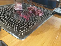 -肉甲韩国木炭烤肉(新壹街1店)