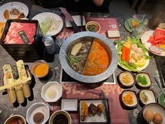 -牛YO寿喜烧·铁板烧和牛火锅自助(市府恒隆店)