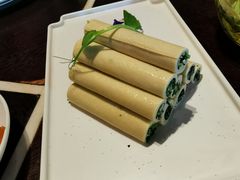 香干马兰头卷-杭州西子湖四季酒店·金沙厅