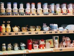 零售区-星巴克(广州南站A18检票口楼上)