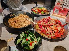 -巴厘龙虾·榜首油焖大虾(音乐学院·沿江酒馆店)