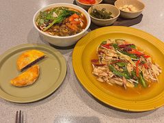 -半山腰·云南菜(侨福芳草地店)