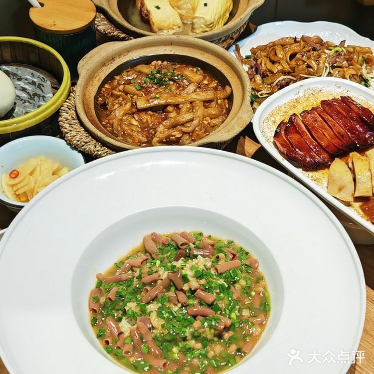 必吃榜餐厅正宗的粤菜馆子“粤小馆”