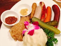 iphone_upload_pic-宝莱纳啤酒花园餐厅PAULANER BRAUHAUS Nanjing(广州路店)
