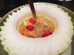 -得意咚瓜·顺德鱼生·冬瓜火锅(深圳首店)