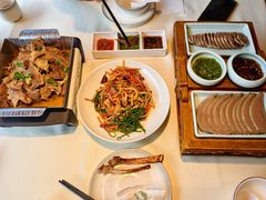 -百彦蒙古包·碳烤羊排·手抓羊肉(万江首店)