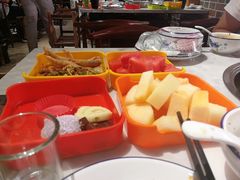 -潮牛宴·鲜牛肉自助火锅烤肉(龙岩新罗万达店)