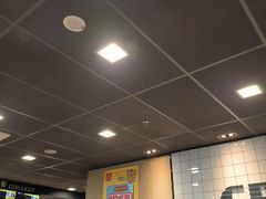 -麦当劳(轻轨曹杨路店)