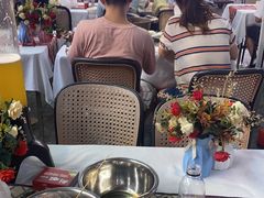 -刘姐啤酒鱼民族演艺餐厅(西街总店)