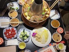 -京悦南门涮羊肉·羊蝎子火锅(田林路店)