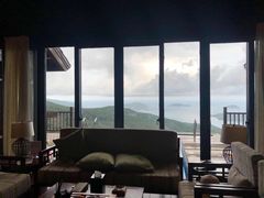 -三亚亚龙湾人间天堂鸟巢度假村