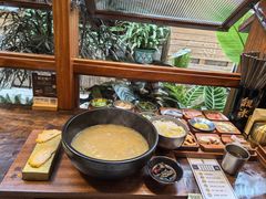 -银米·云南传统过桥米线(双廊黑金冠店)