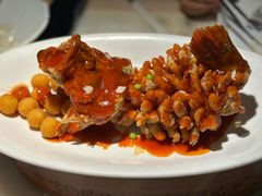 松鼠桂鱼-吴越荣记苏州菜·松鼠桂鱼 100% 活鱼现做(月光码头店)