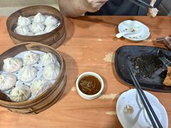 -莱莱小笼·乔艾
