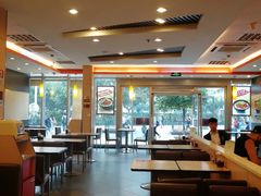 大堂-李先生牛肉面大王(上海站南广场店)