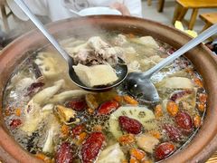 -威邵鸡煲(西华路总店)