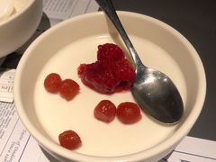 酸奶-小大董·烤鸭(观景餐厅·南京西路店)