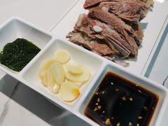 精品手抓滩羊肉-领头羊·西部烧烤·特色菜(北新桥店)