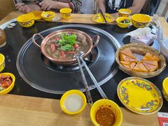 -银同牦牛肉火锅
