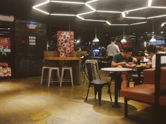 大堂-肯德基(孝陵卫地铁站店)