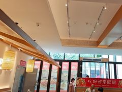 -肥肥虾庄·金牌油焖大虾(汉口城市广场店)